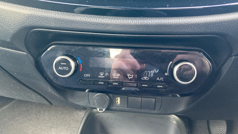 Toyota Aygo X 1.0 VVT-i Edge 5dr Petrol Hatchback